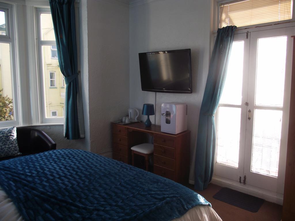 The Chequers Hotel Great Yarmouth Room photo